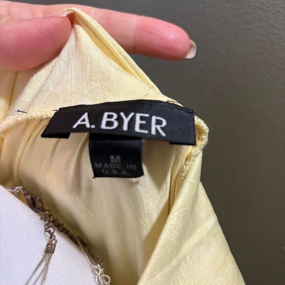 A. Byer - yellow y2k sleeveless top with stone embellished collar/neckline M - Picture 6 of 7